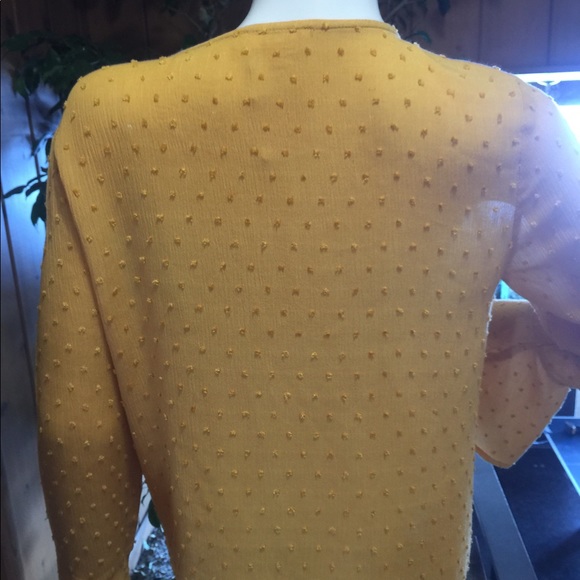 NWT Bell Sleeve Top - Picture 3 of 3